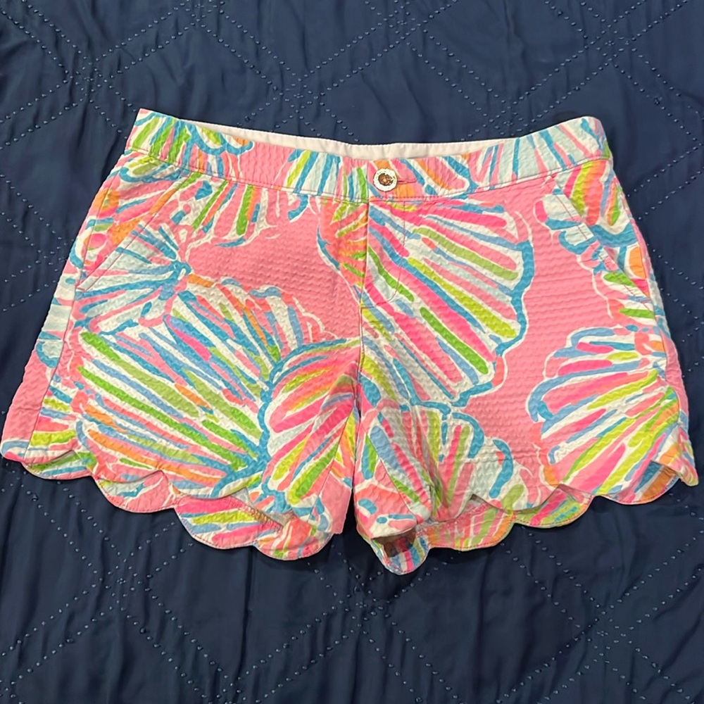 Lilly Pulitzer buttercup shorts size 6